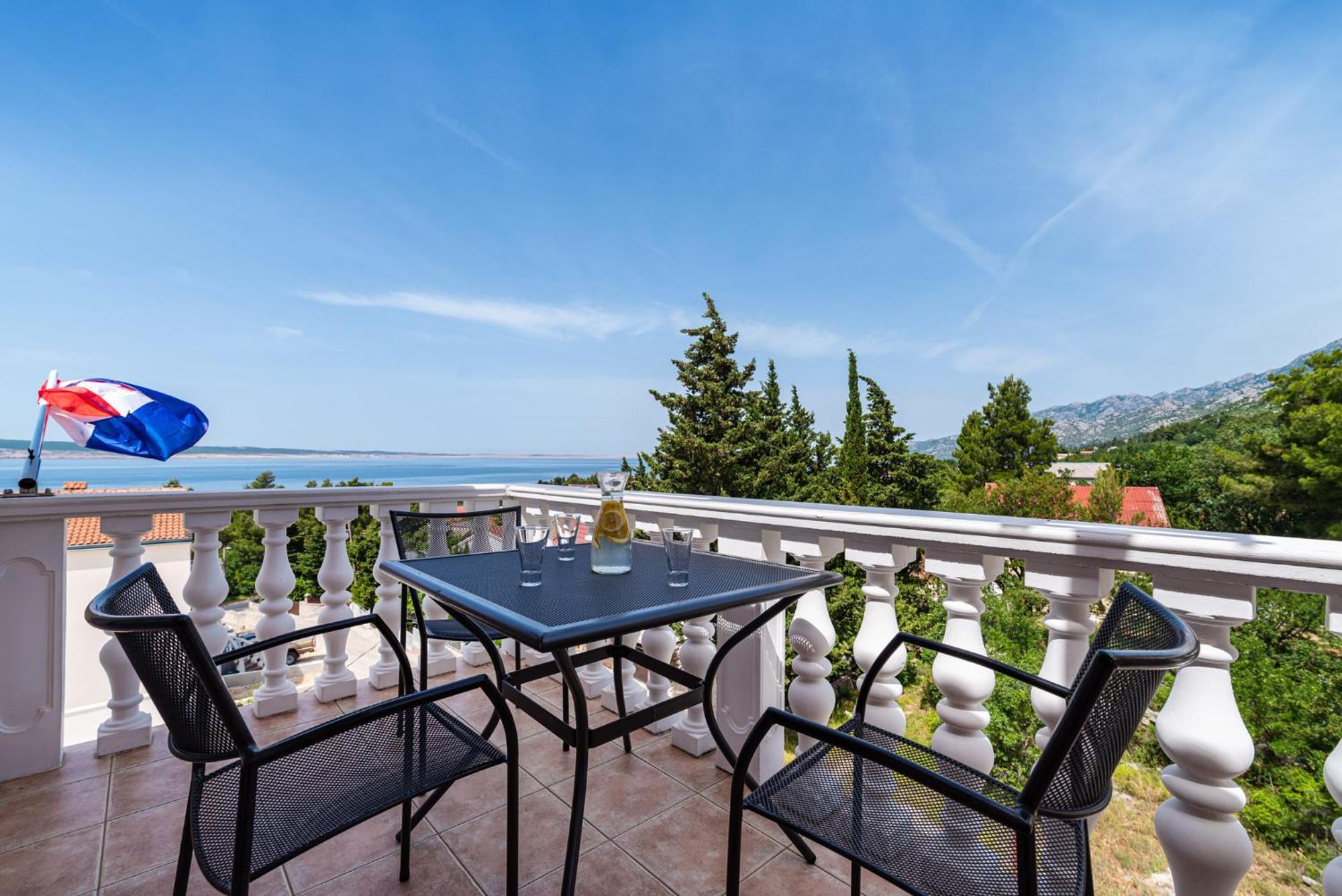 Apartments Prkacin 2 Starigrad Paklenica Bagian luar foto