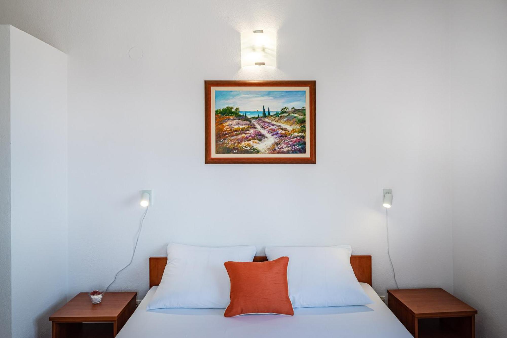 Apartments Prkacin 2 Starigrad Paklenica Bagian luar foto