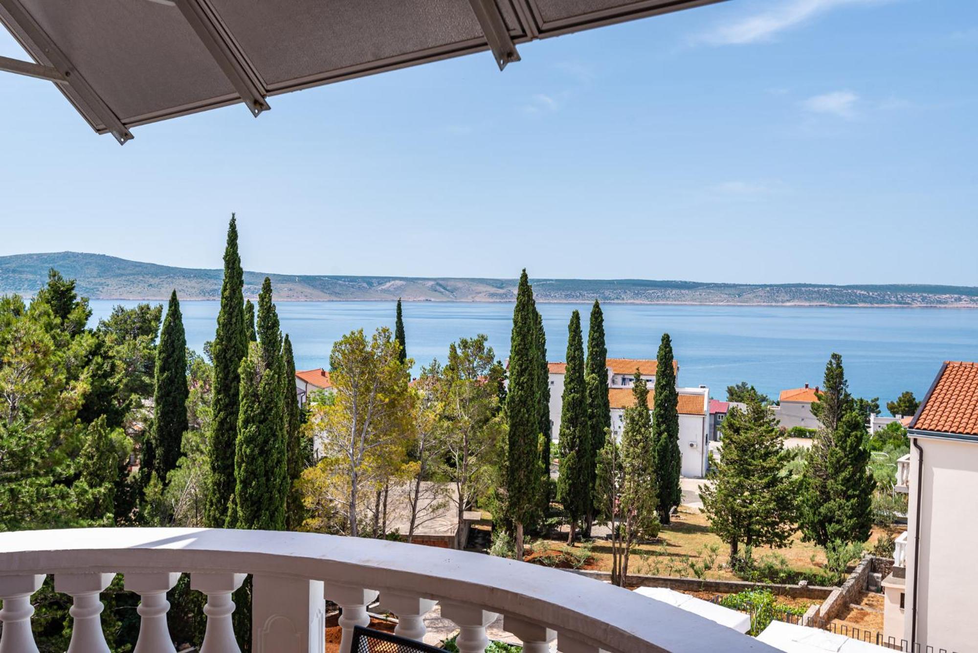 Apartments Prkacin 2 Starigrad Paklenica Bagian luar foto